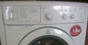 Отстраняване на неизправности на пералня Indesit сами