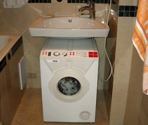 maliit na laki ng washing machine