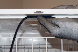 Cum se instalează garnitura ușii unei mașini de spălat vase