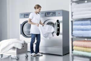 Преглед на професионални перални машини LG за перални