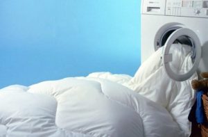 Cara mencuci selimut kapas dalam mesin basuh