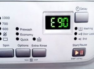 Erro E90 em uma máquina de lavar Electrolux
