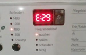 Erro E29 em uma máquina de lavar Bosch