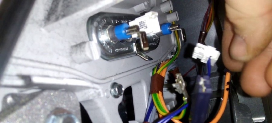 replacing the heating element on a Whirlpool machine