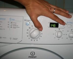 Indesit skalbimo mašinos bandymo režimas