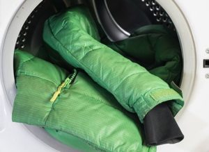 Tvätt stoppning polyester i tvättmaskin