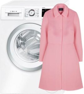 Hvordan vaske en polyesterfrakk i vaskemaskinen