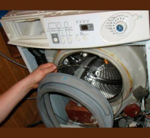 Kaip išardyti Beko skalbimo mašiną?