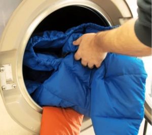 Wie wasche ich eine Bologna-Jacke in der Waschmaschine?