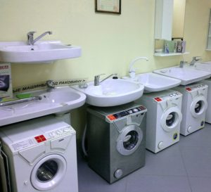 Choisir une machine à laver sous l'évier