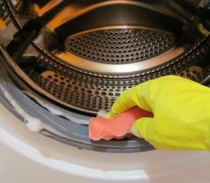 Колко често трябва да почиствате пералнята си?