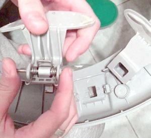 Cum se schimbă mânerul la o mașină de spălat