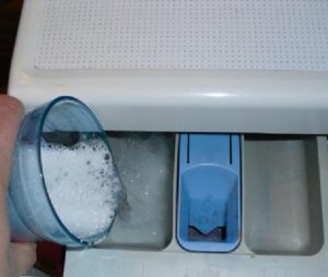 Ką galite pridėti į skalbimo mašiną, kad balintumėte?