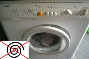 Центрофугирането на пералня Zanussi не работи