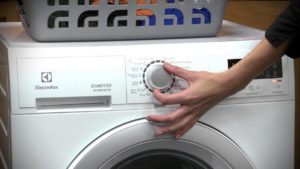 Modalità di servizio della lavatrice Electrolux