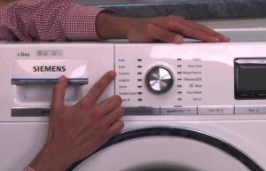 Как да деактивирате заключването на пералня Siemens