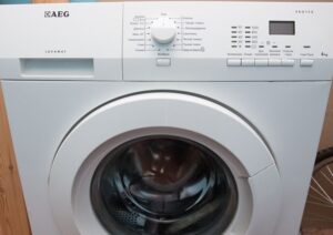 מכונת הכביסה של AEG לא נדלקת