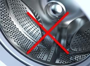 Tamburul mașinii de spălat Whirlpool nu se rotește