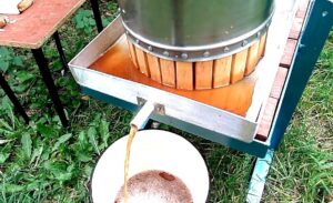 Jak vyrobit lis na jablka z pračky