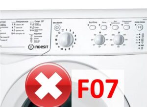 Máquina de lavar Indesit exibe erro F07