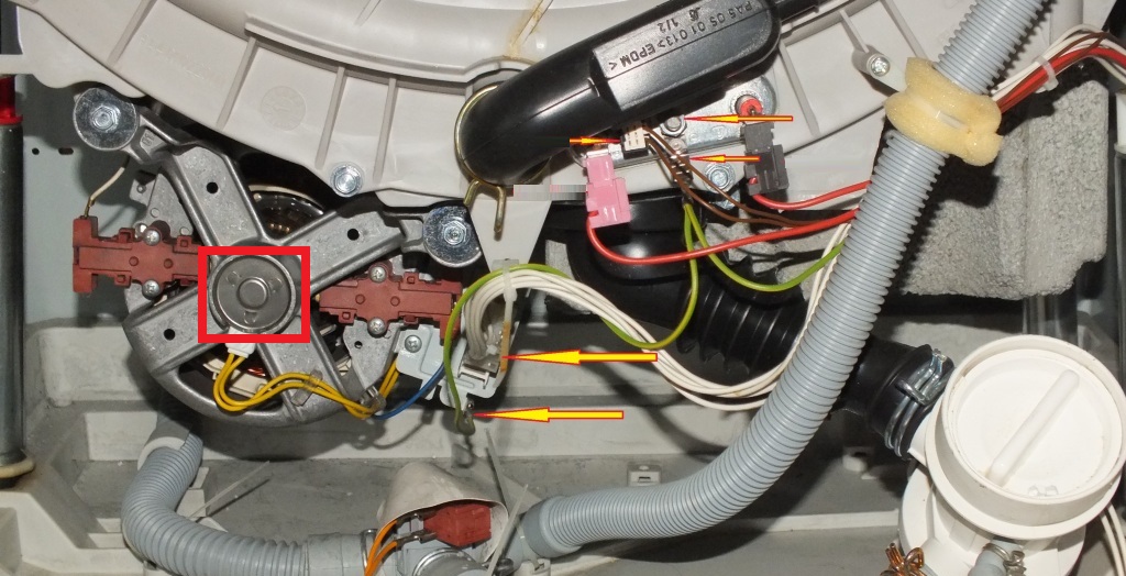 find omdrejningstælleren på vaskemaskinens motor