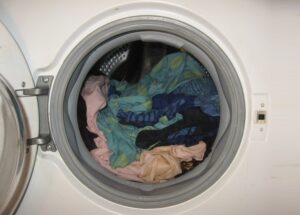 ¿Por qué mi lavadora LG tarda mucho en centrifugar?