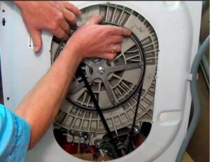 Comment mettre une ceinture sur une machine à laver Samsung