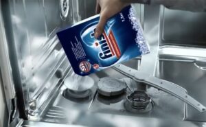 Where to put salt in a Bosch dishwasher?