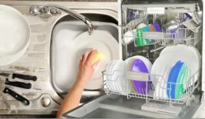 Hangisi daha karlı: bulaşık makinesi mi yoksa elde yıkama mı?