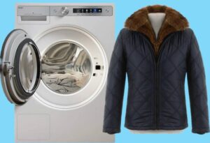כביסה של מעיל צמר גמל במכונת הכביסה