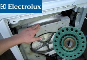 How to change a bearing in an Electrolux top-loading washing machine