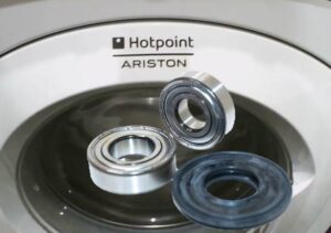אילו מיסבים יש במכונת הכביסה Hotpoint-Ariston?